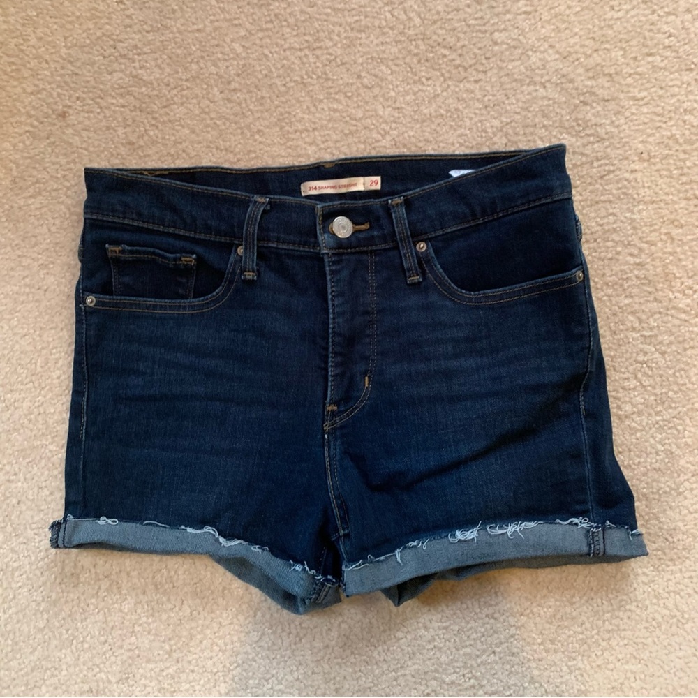 Levi's 314 Shaping Straight Denim Shorts (Size 29)